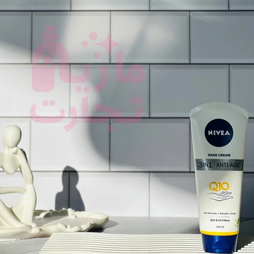 کرم ضد پیری دست نیوا NIVEA مدل 3IN1 حاوی کیوتن Q10 و ضد آفتاب حجم ۱۰۰میل