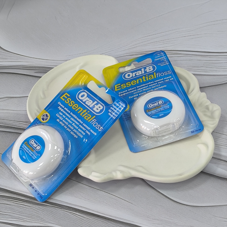 نخ‌دندان اورالبی ۵۰متری essential floss