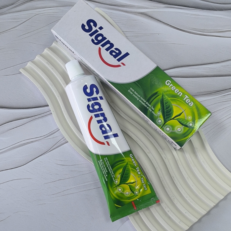 خمیر دندان گیاهی سیگنال signal مدل GREEN TEA حاوی عصاره چای سبز 100میل