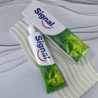 خمیر دندان گیاهی سیگنال signal مدل GREEN TEA حاوی عصاره چای سبز 100میل
